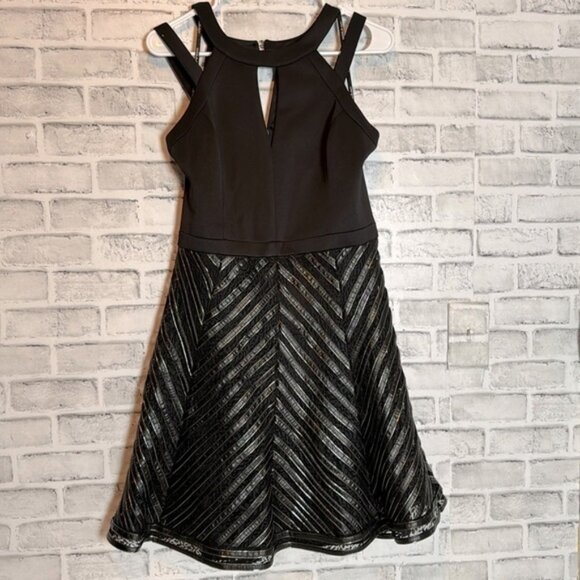 Guess fit and flare black party cocktail dress size 12 in excellent condition - Picture 1 of 11